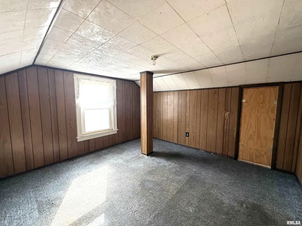 $47,250 | 1802 Quaker Street, Pekin, IL 61554