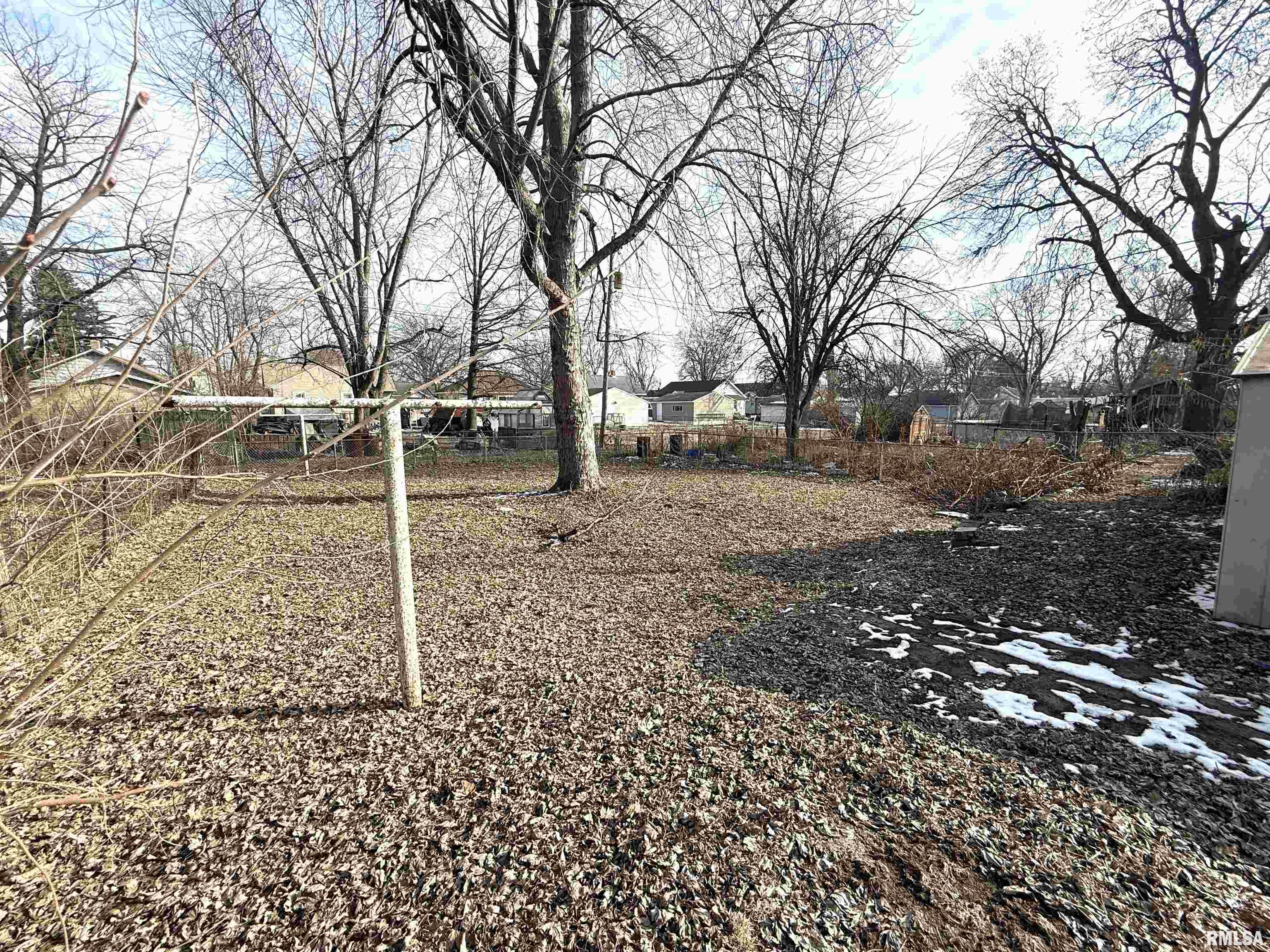 1802 Quaker Street Pekin, IL 61554 - Photo 8 of 11