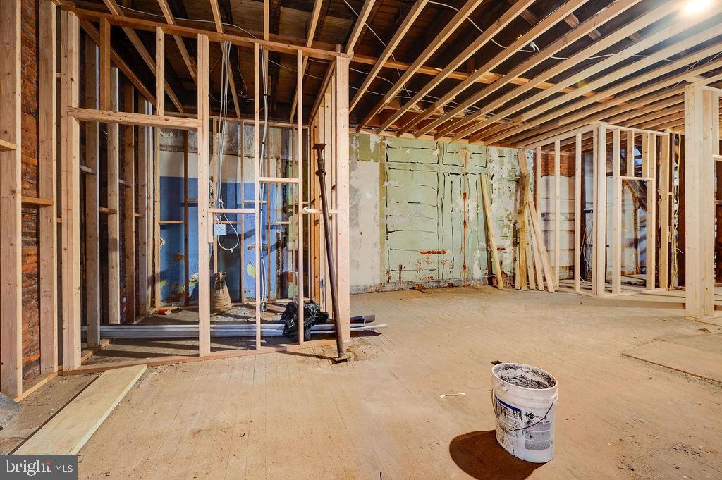 353 North 4th Street Reading, PA 19601 - Photo 14 of 42