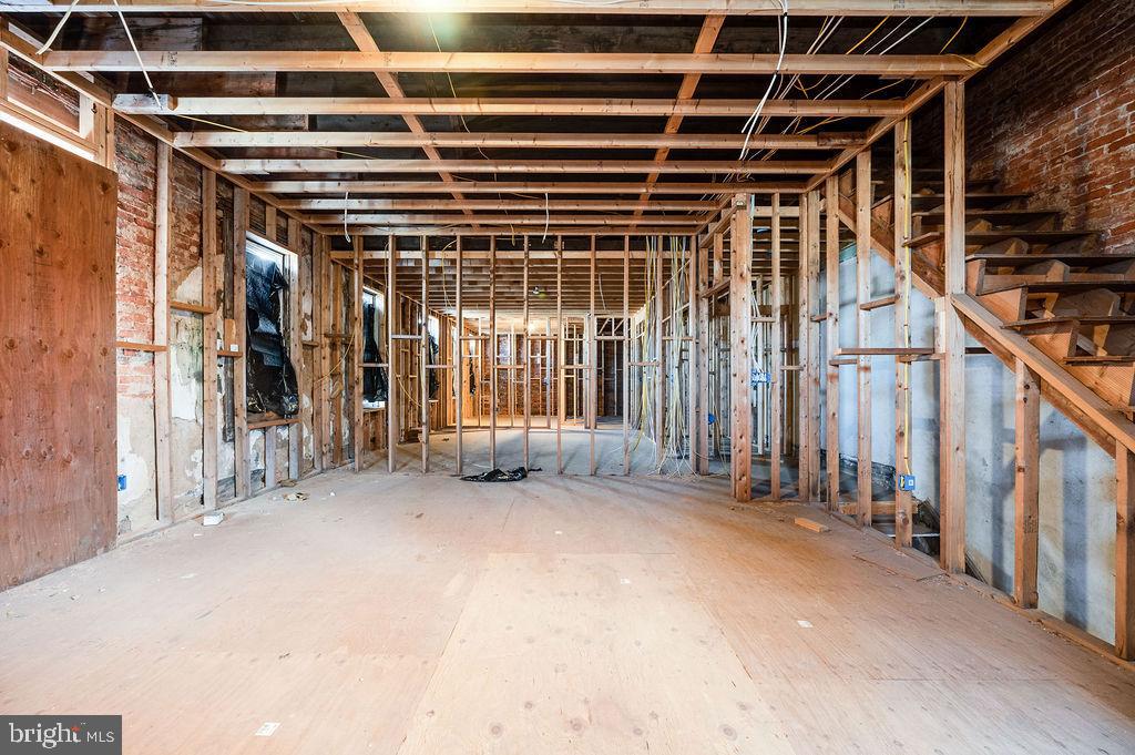 353 North 4th Street Reading, PA 19601 - Photo 21 of 42