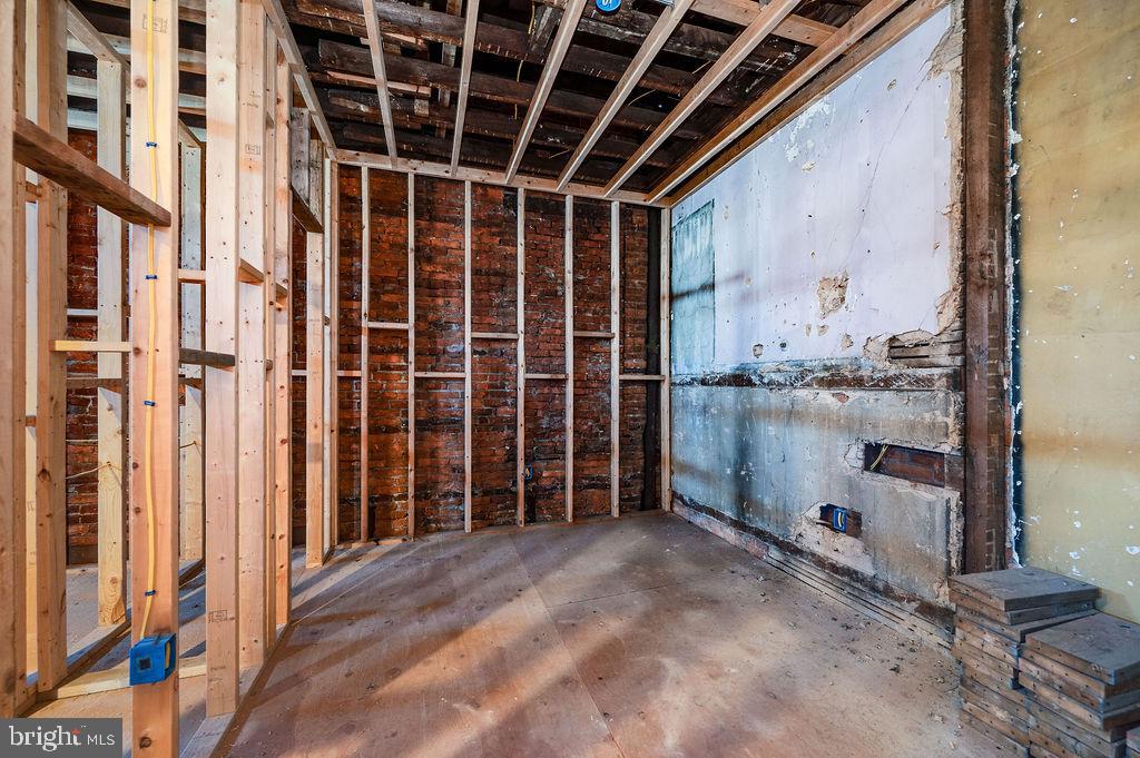 353 North 4th Street Reading, PA 19601 - Photo 24 of 42