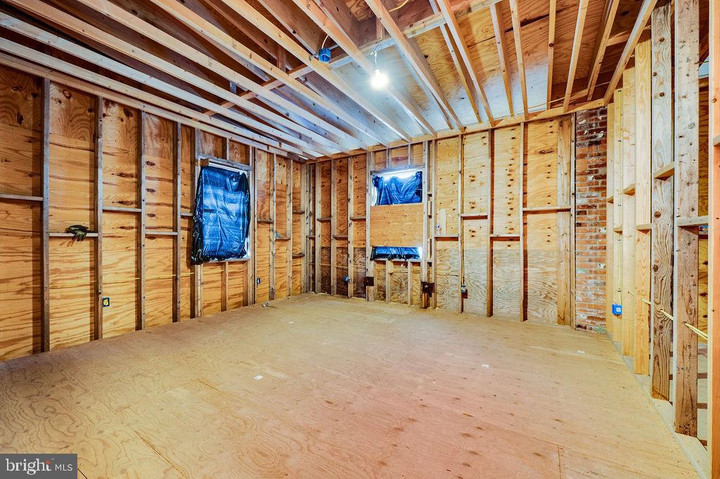 353 North 4th Street Reading, PA 19601 - Photo 28 of 42