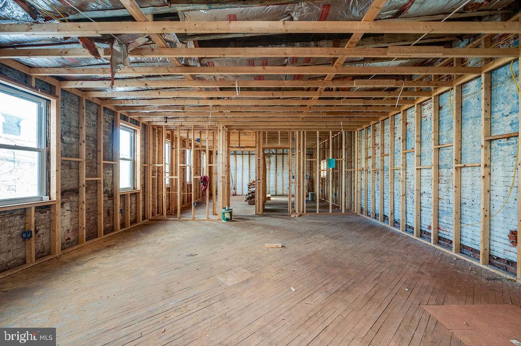 353 North 4th Street Reading, PA 19601 - Photo 33 of 42