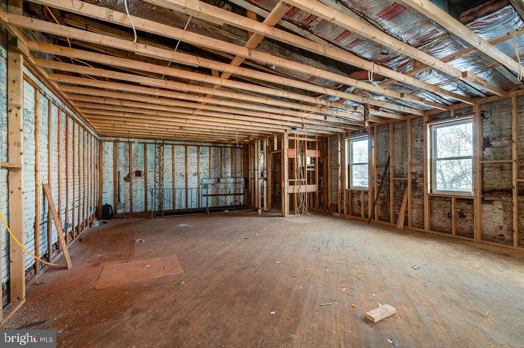 353 North 4th Street Reading, PA 19601 - Photo 34 of 42