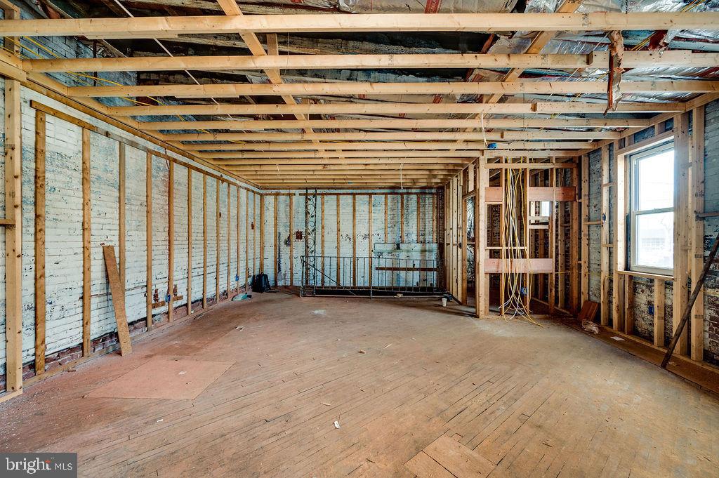 353 North 4th Street Reading, PA 19601 - Photo 35 of 42