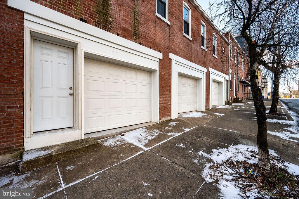 353 North 4th Street Reading, PA 19601 - Photo 9 of 42