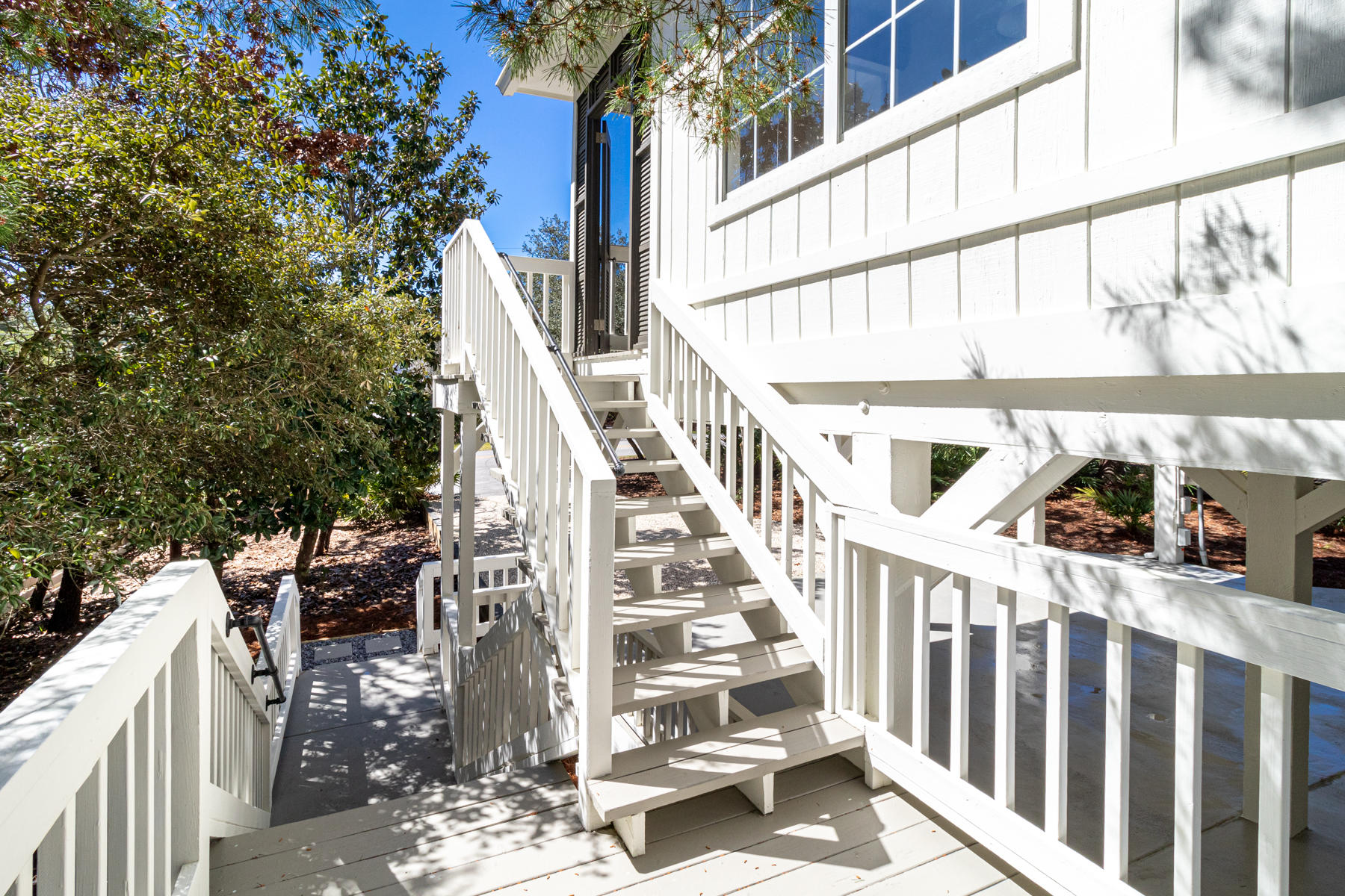 86 Crescent Road Santa Rosa Beach, FL 32459 - Photo 47 of 62 a view of entryway with wooden floor and fence