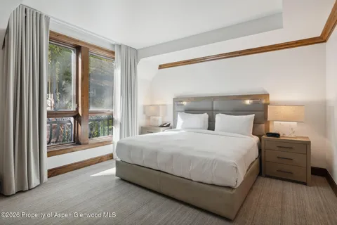 $995,000 | 415 East Dean St Unit 42 Wks 26 & 27, Aspen, CO 81611