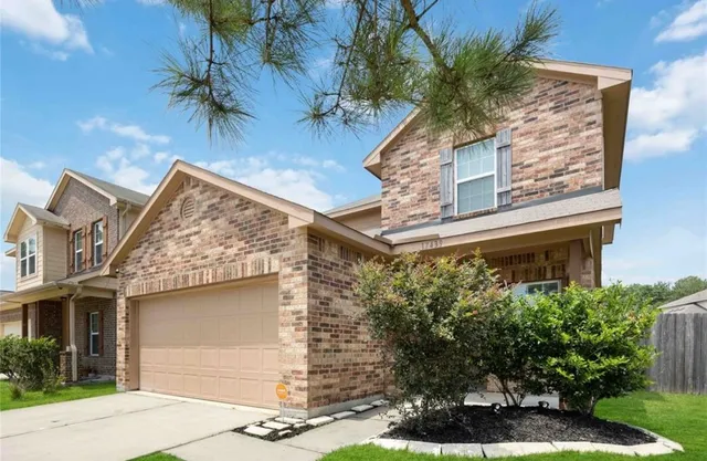 $277,000 | 17439 Hayley Springs Court, Humble, TX 77396