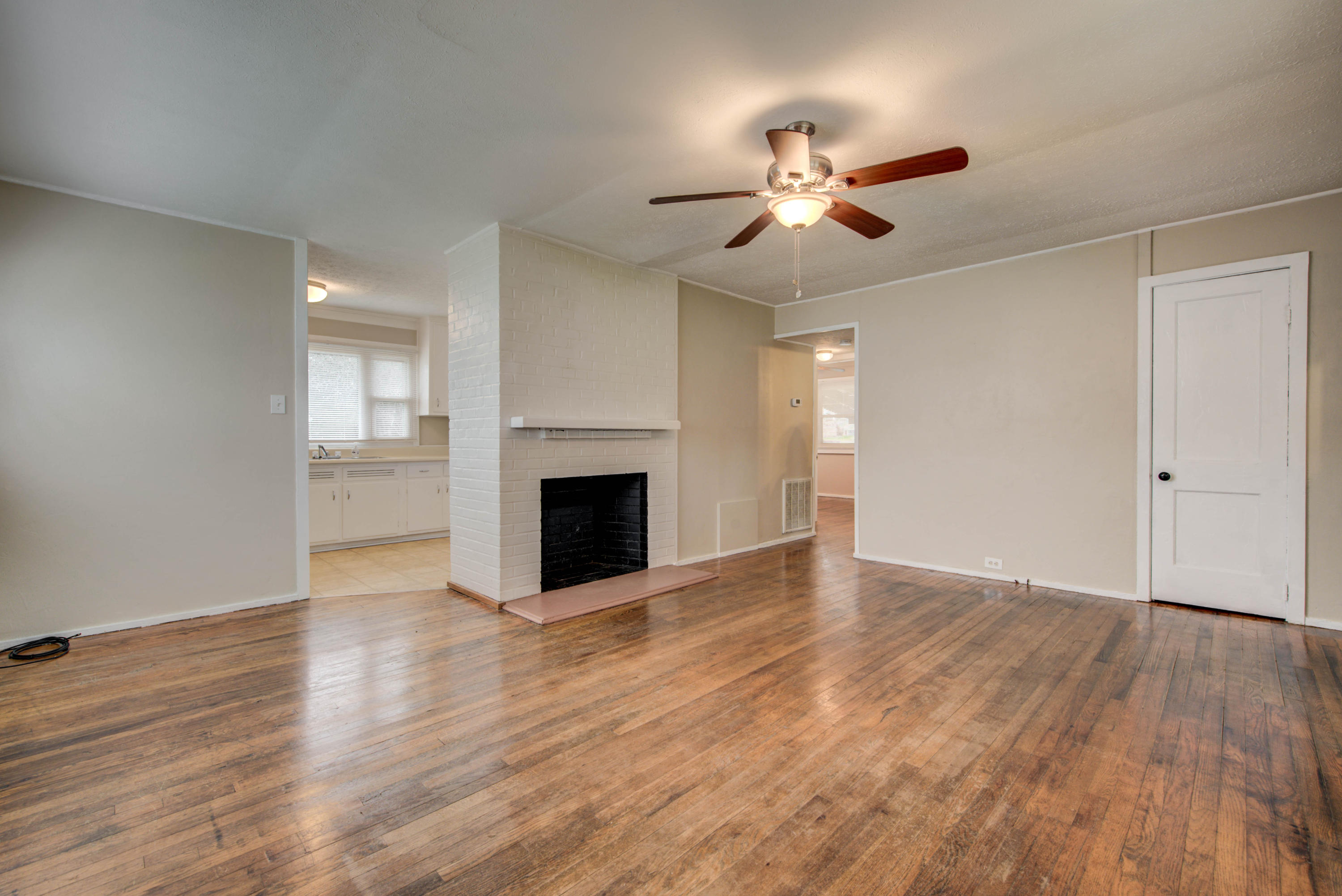 103 Tilden Road Oak Ridge, TN 37830 - Photo 4 of 18 4
