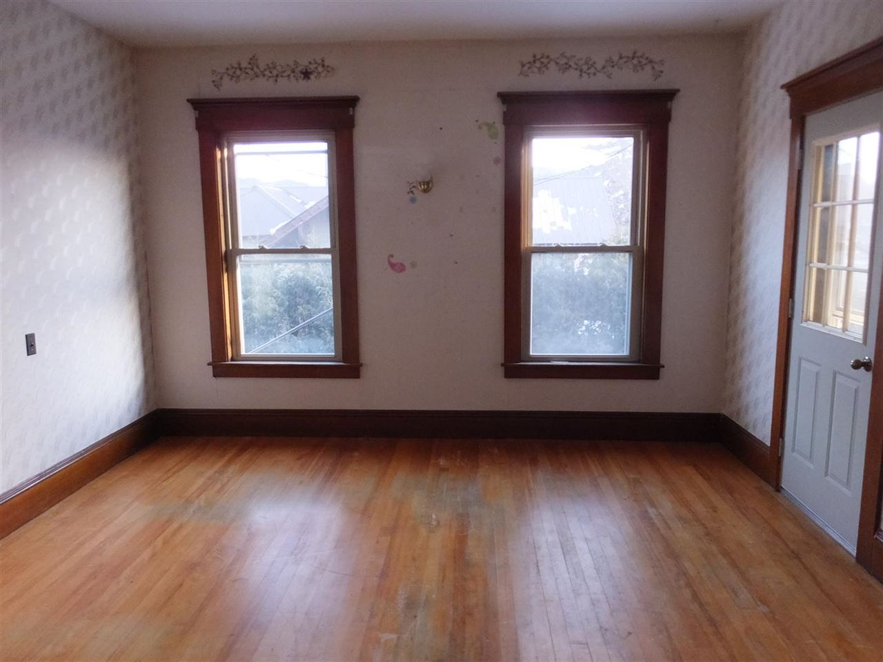 128 Prospect Street Berlin, NH 03570 - Photo 8 of 19 Gallery Image 8