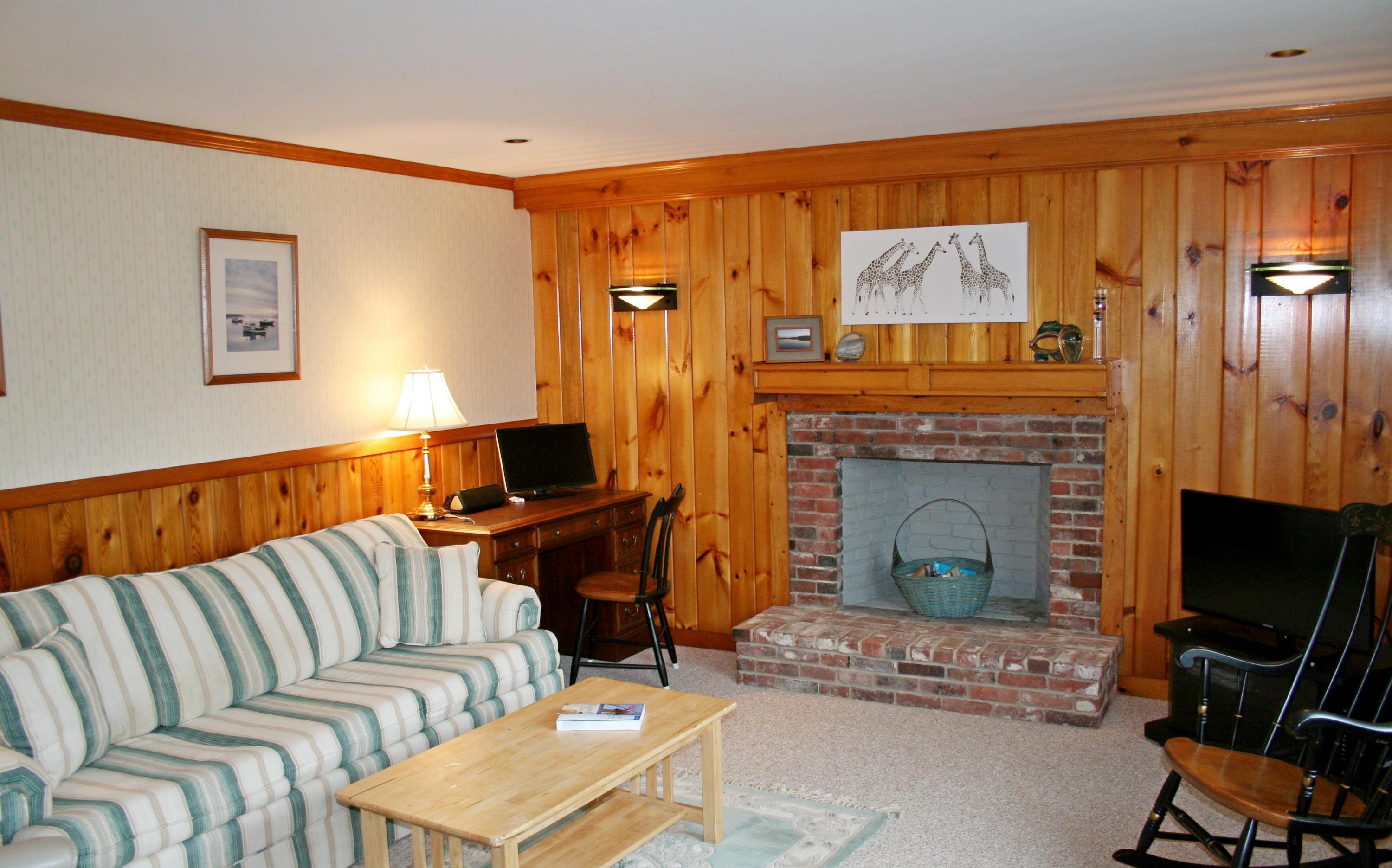 36 Howes Road Brewster, MA 02631 - Photo 3 of 15 entrance