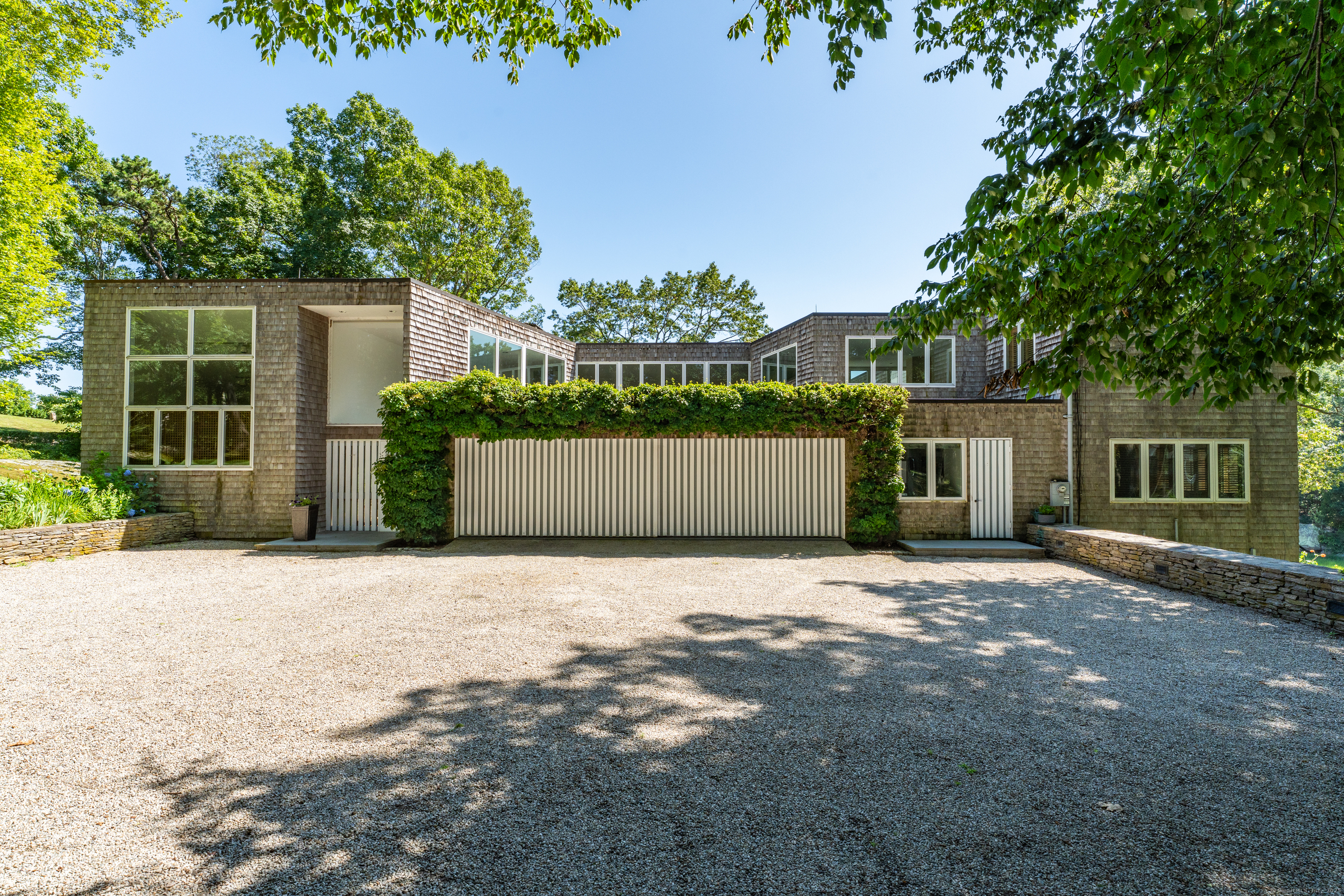 51 Andrews Road Guilford, CT 06437 - Photo 18 of 40