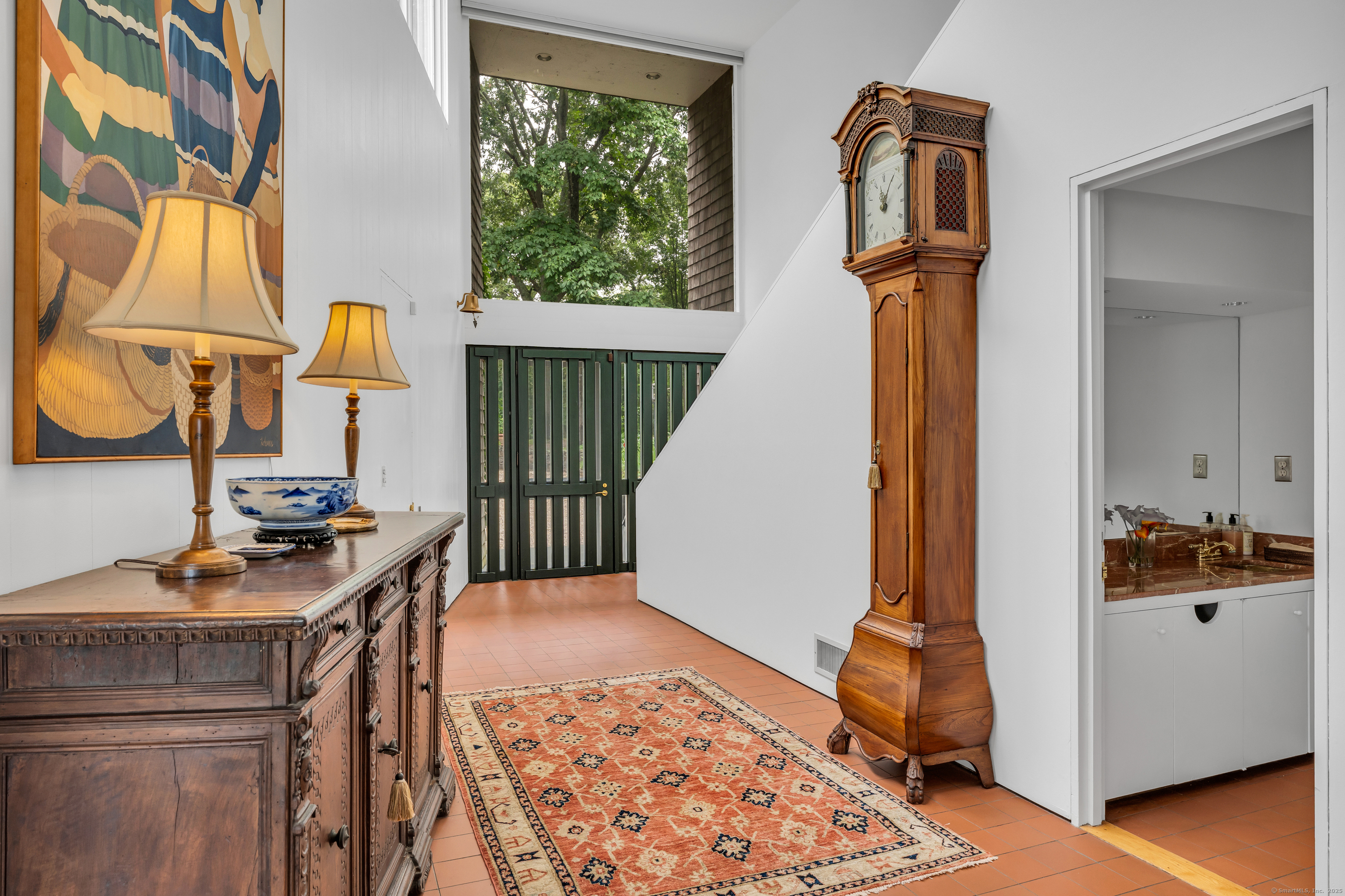 51 Andrews Road Guilford, CT 06437 - Photo 30 of 40 The Foyer of the home.