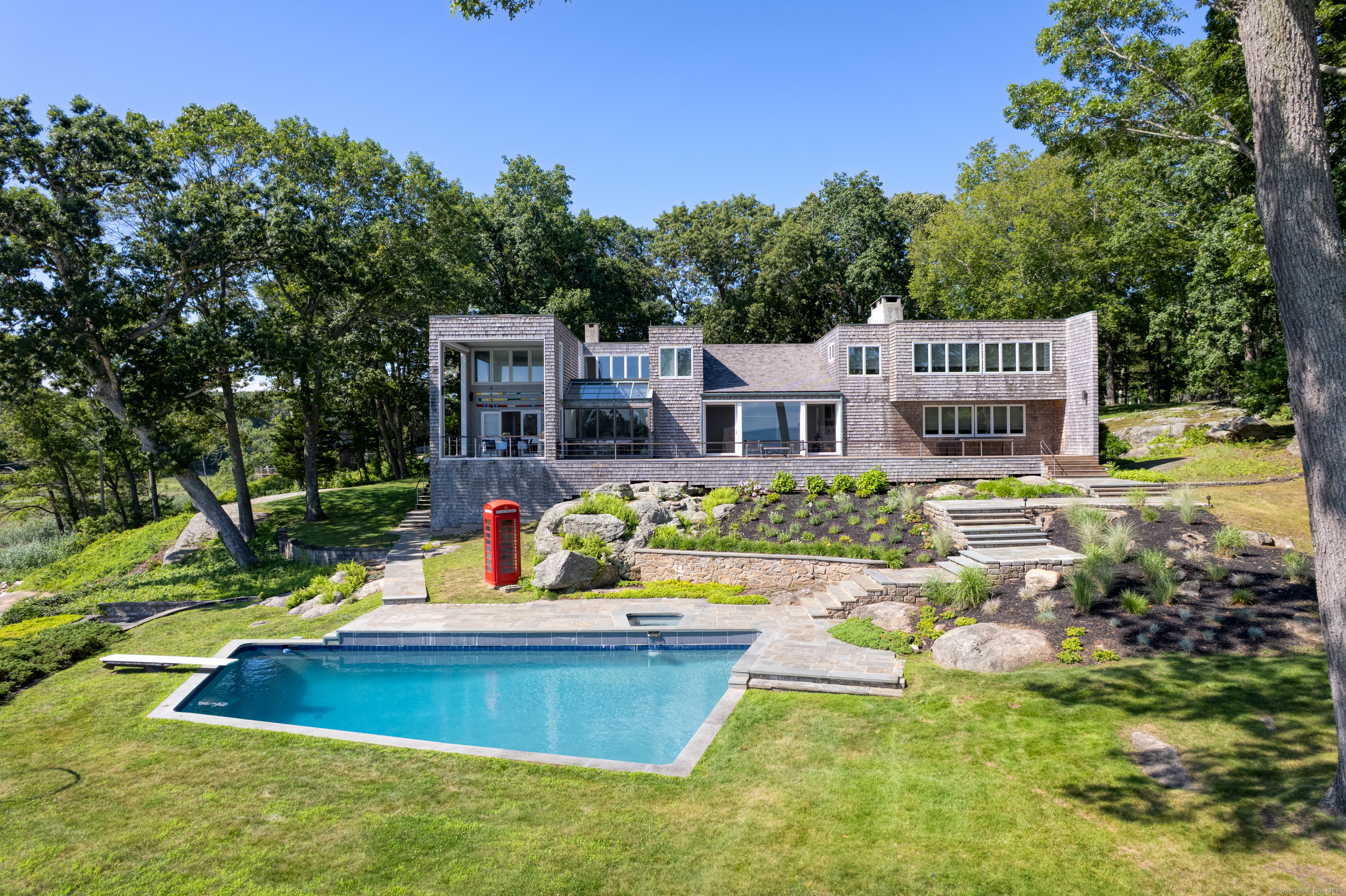 51 Andrews Road Guilford, CT 06437 - Photo 3 of 40