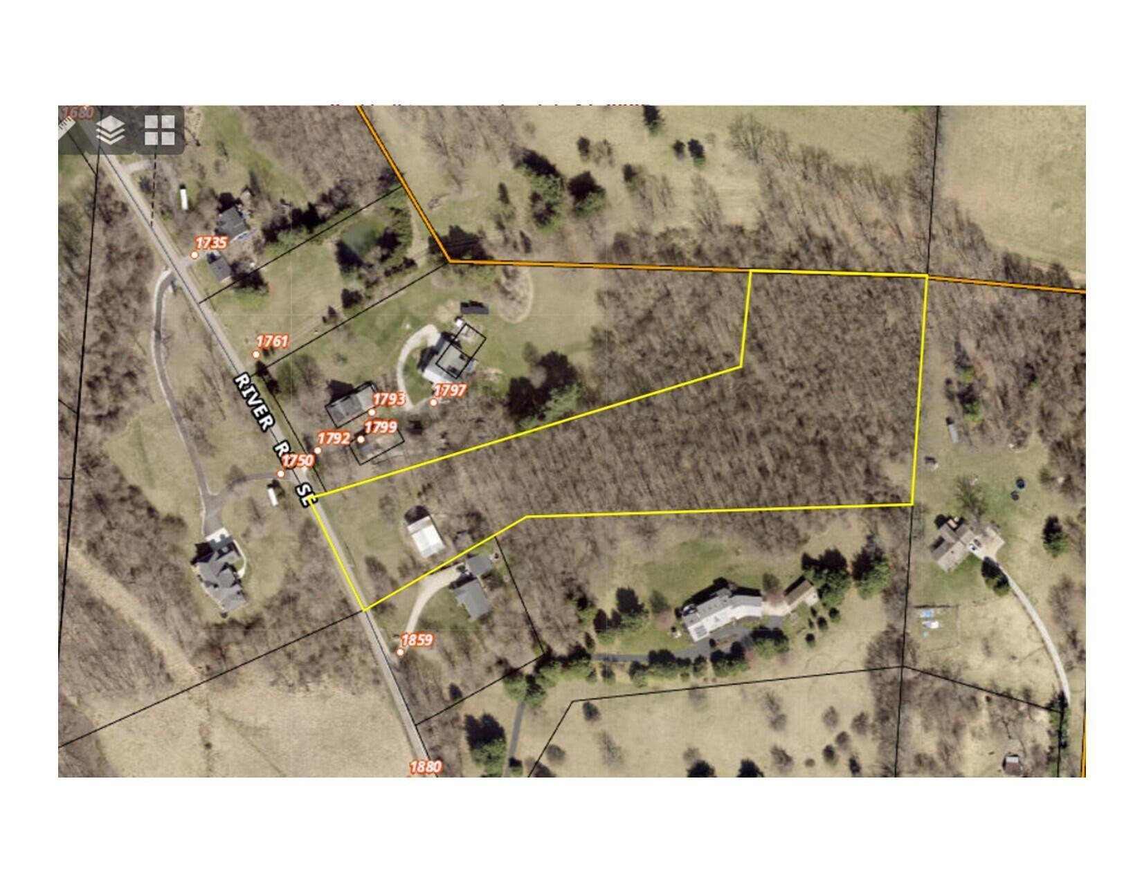 1801 River Road Granville, OH 43023 - Photo 1 of 16 000