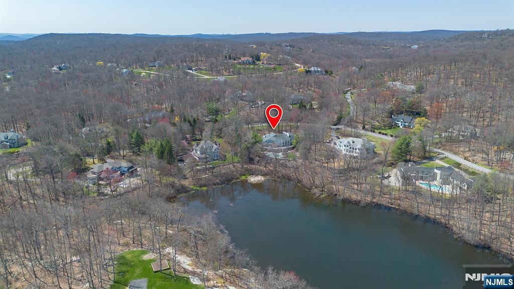 817 West Shore Drive Butler, NJ 07405 - Photo 47 of 50 a view of city and mountain