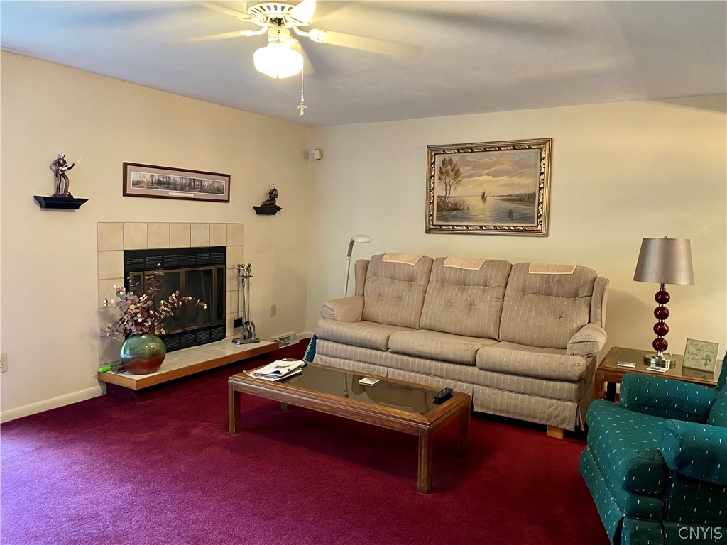 8216 Beehive Circle Clay, NY 13090 - Photo 10 of 31