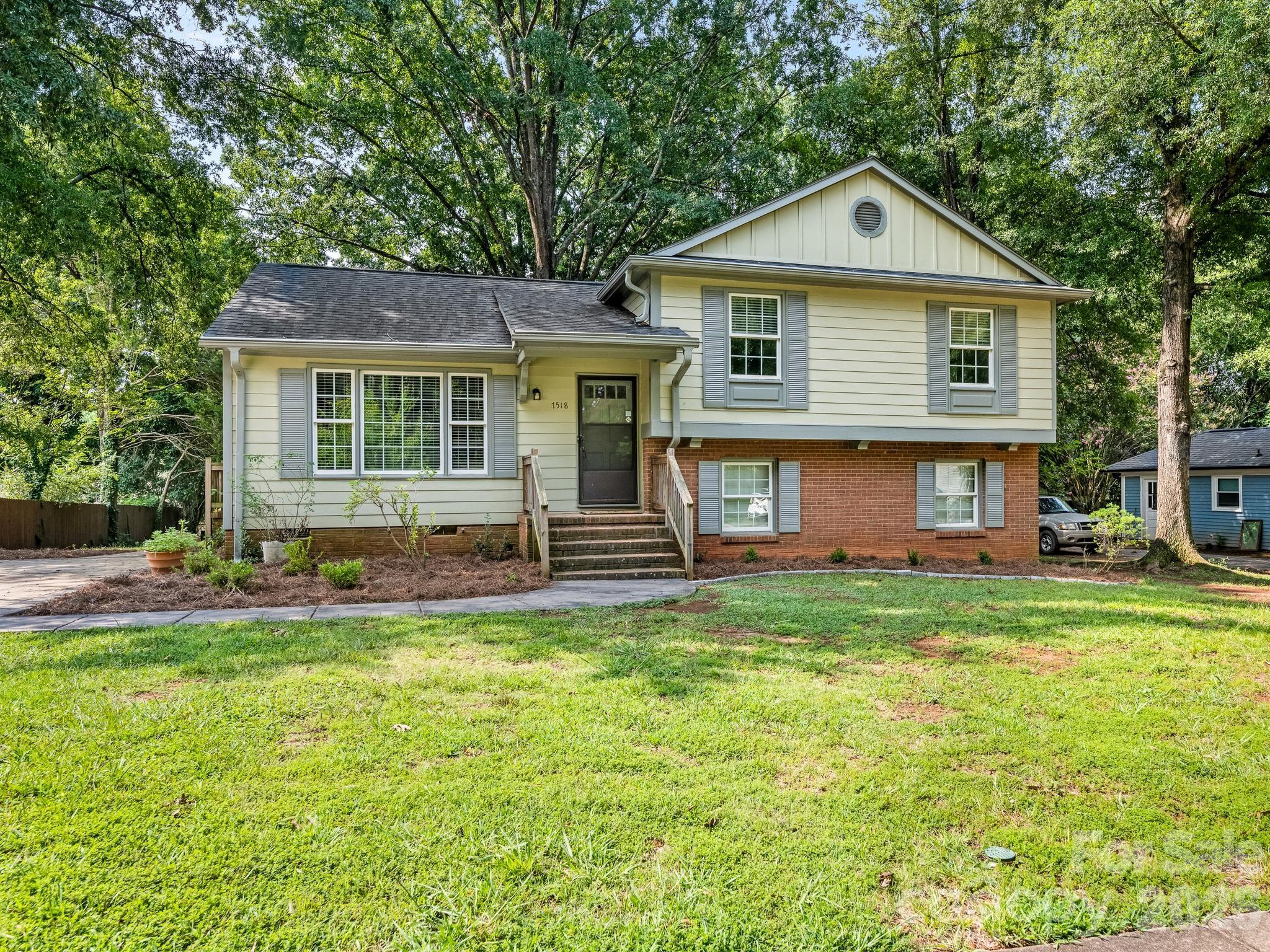 7518 Riding Trail Road Charlotte, NC 28212 - Photo 1 of 24 Gallery Image 1