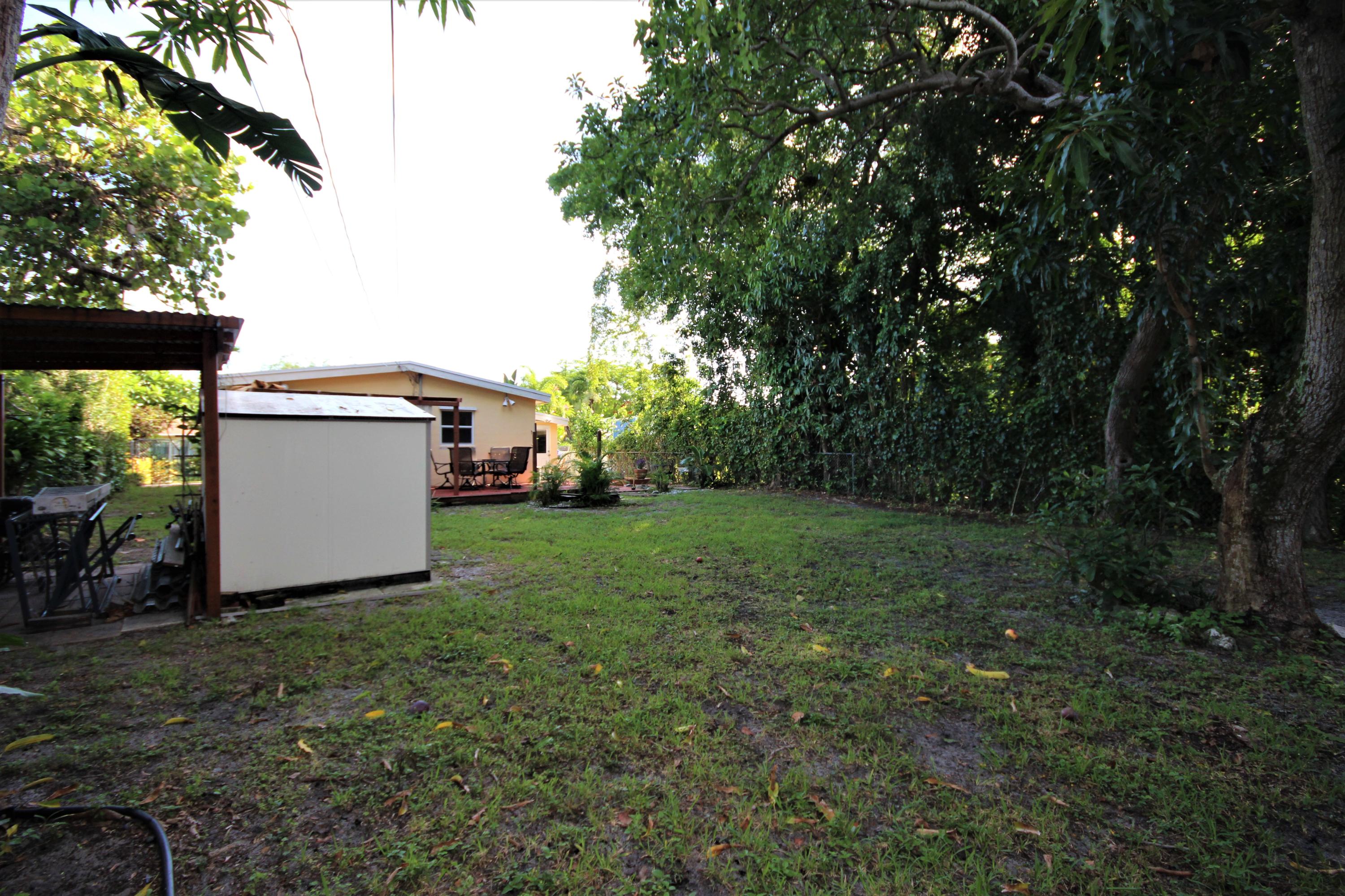 326 Manchester Street Boca Raton, FL 33487 - Photo 25 of 28 BY 326 MAN