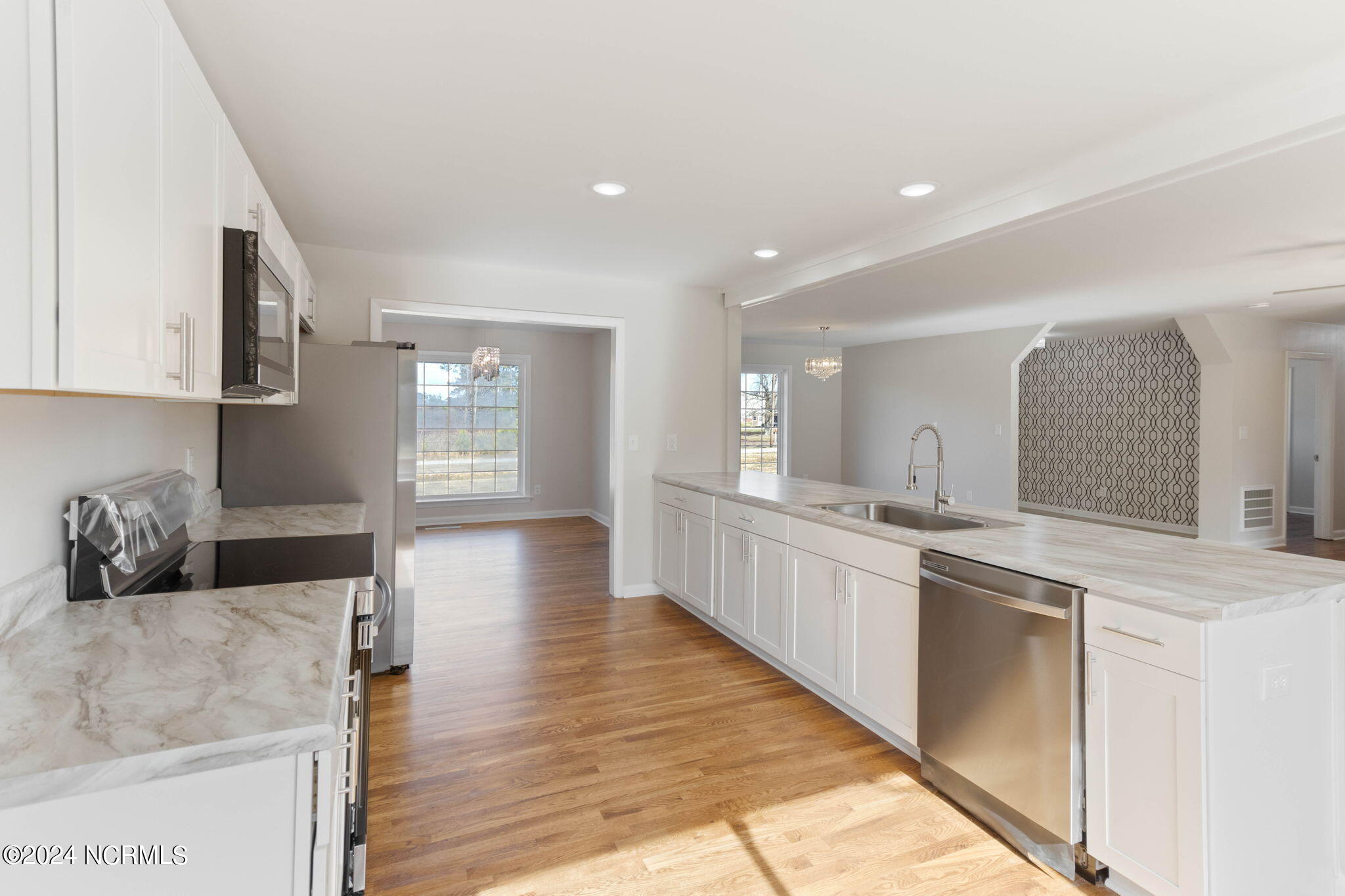 1725 Fountaintown Road Chinquapin, NC 28521 - Photo 19 of 47 Kitchen