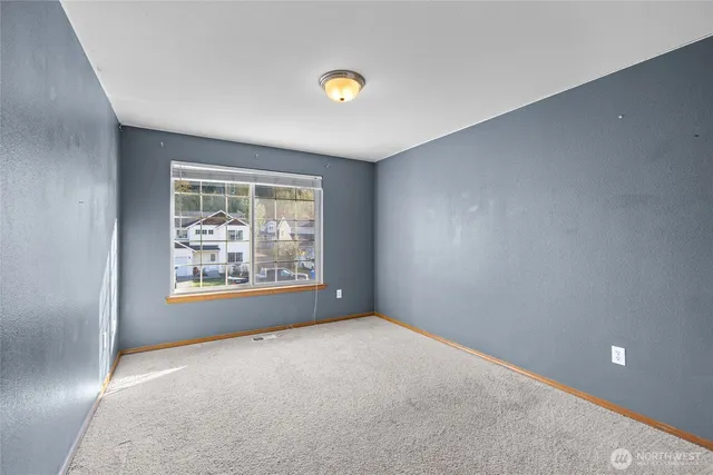 $480,000 | 236 Easton Avenue West, Eatonville, WA 98328