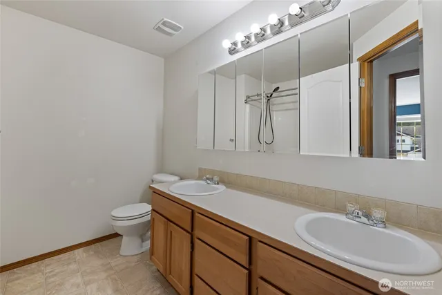 $480,000 | 236 Easton Avenue West, Eatonville, WA 98328