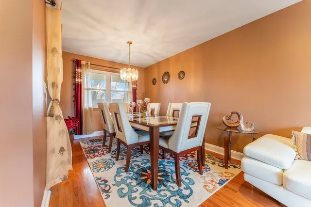 $495,000 | 1031 Shedron Way, Lombard, IL 60148