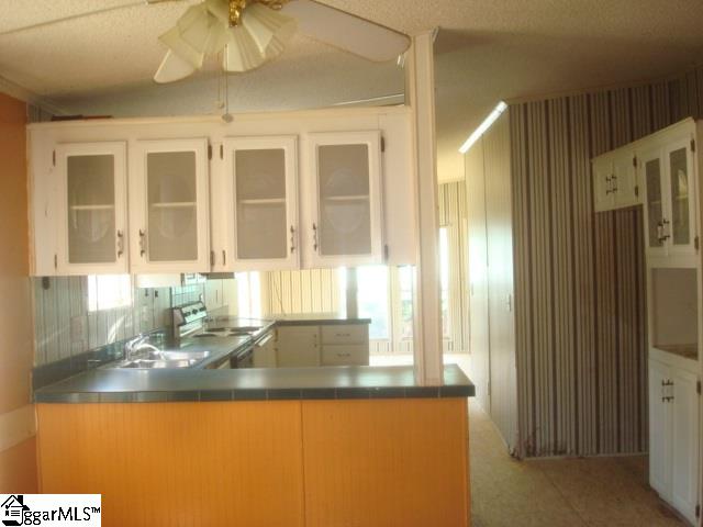 130 Frontage Road Roebuck, SC 29376 - Photo 5 of 19 Gallery Image 5