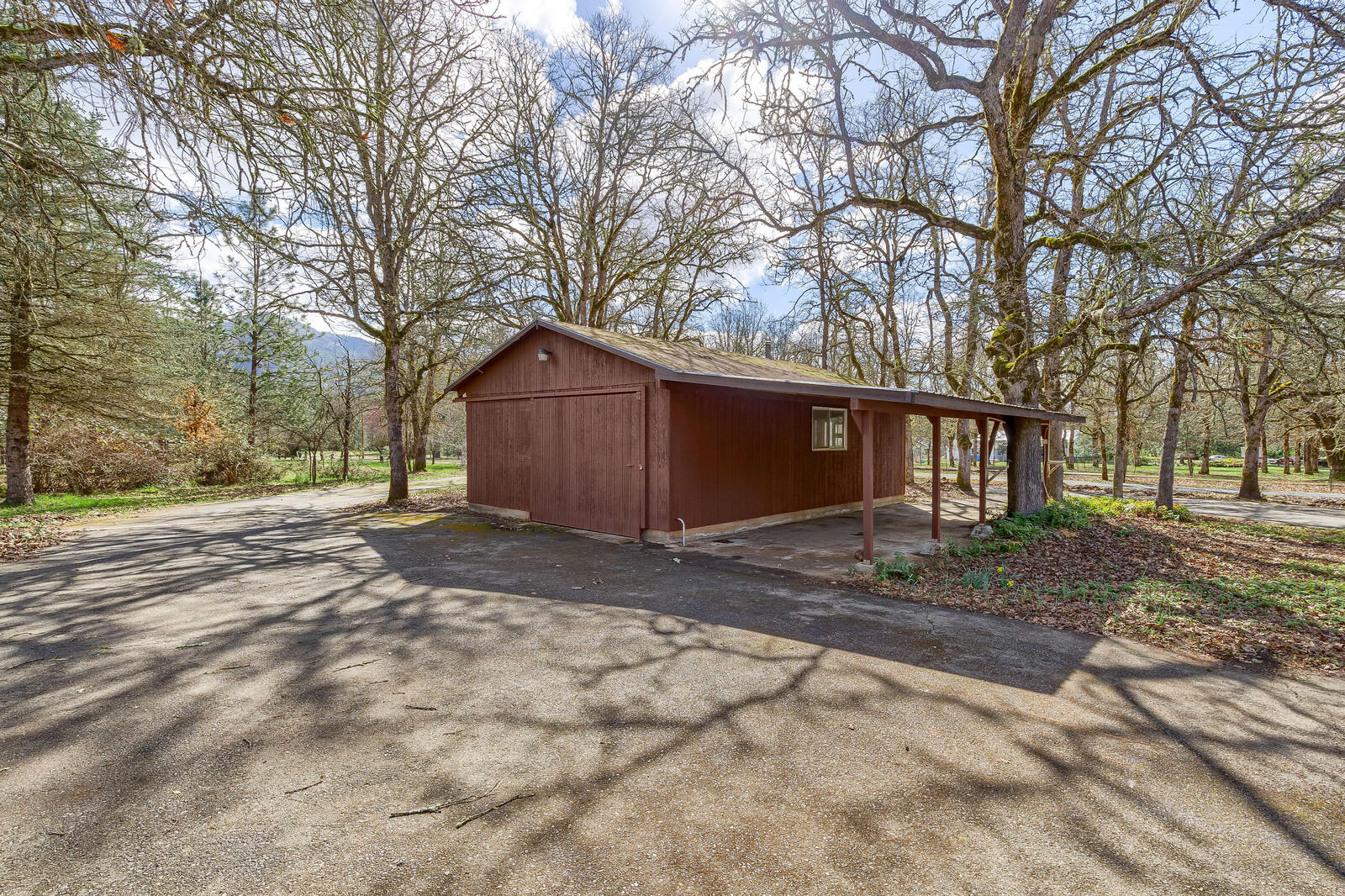2021 Pine Grove Road Rogue River, OR 97537 - Photo 36 of 50 11_PGR_11_mls