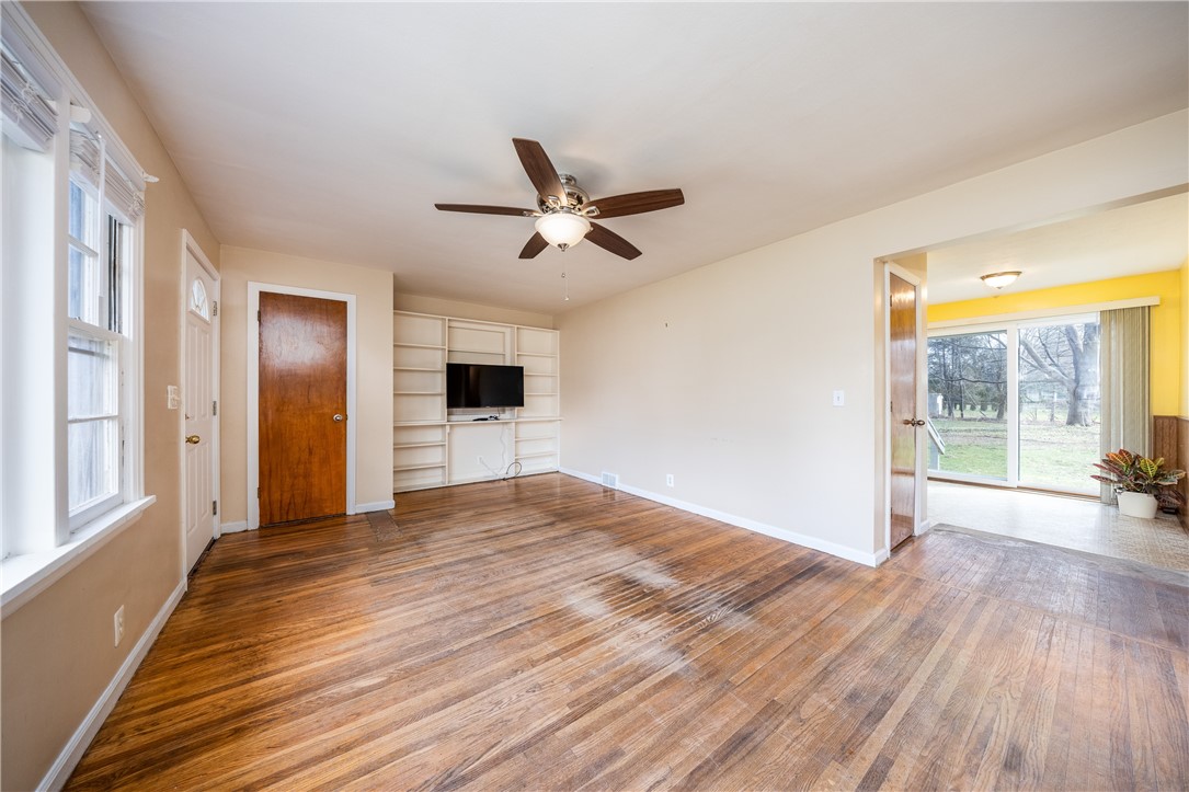 946 Bay Road Webster, NY 14580 - Photo 11 of 43