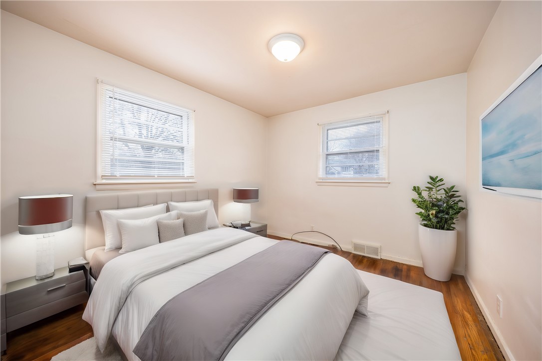 946 Bay Road Webster, NY 14580 - Photo 25 of 43 Virtually staged Bedroom 2