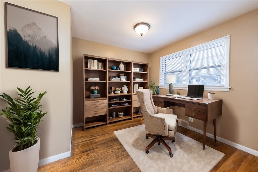 946 Bay Road Webster, NY 14580 - Photo 27 of 43 Virtually staged office / possible bdrm 3 or dinin