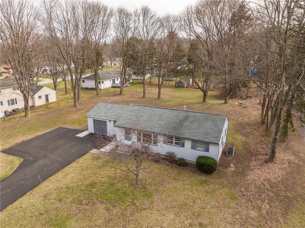 946 Bay Road Webster, NY 14580 - Photo 37 of 43