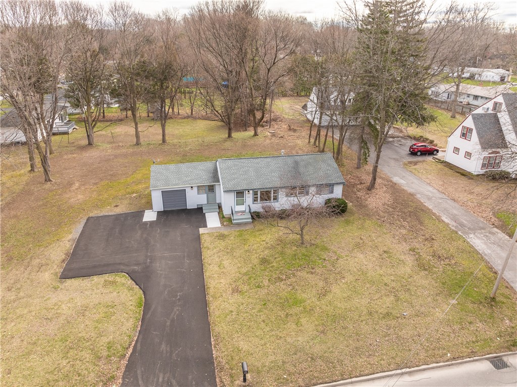 946 Bay Road Webster, NY 14580 - Photo 38 of 43