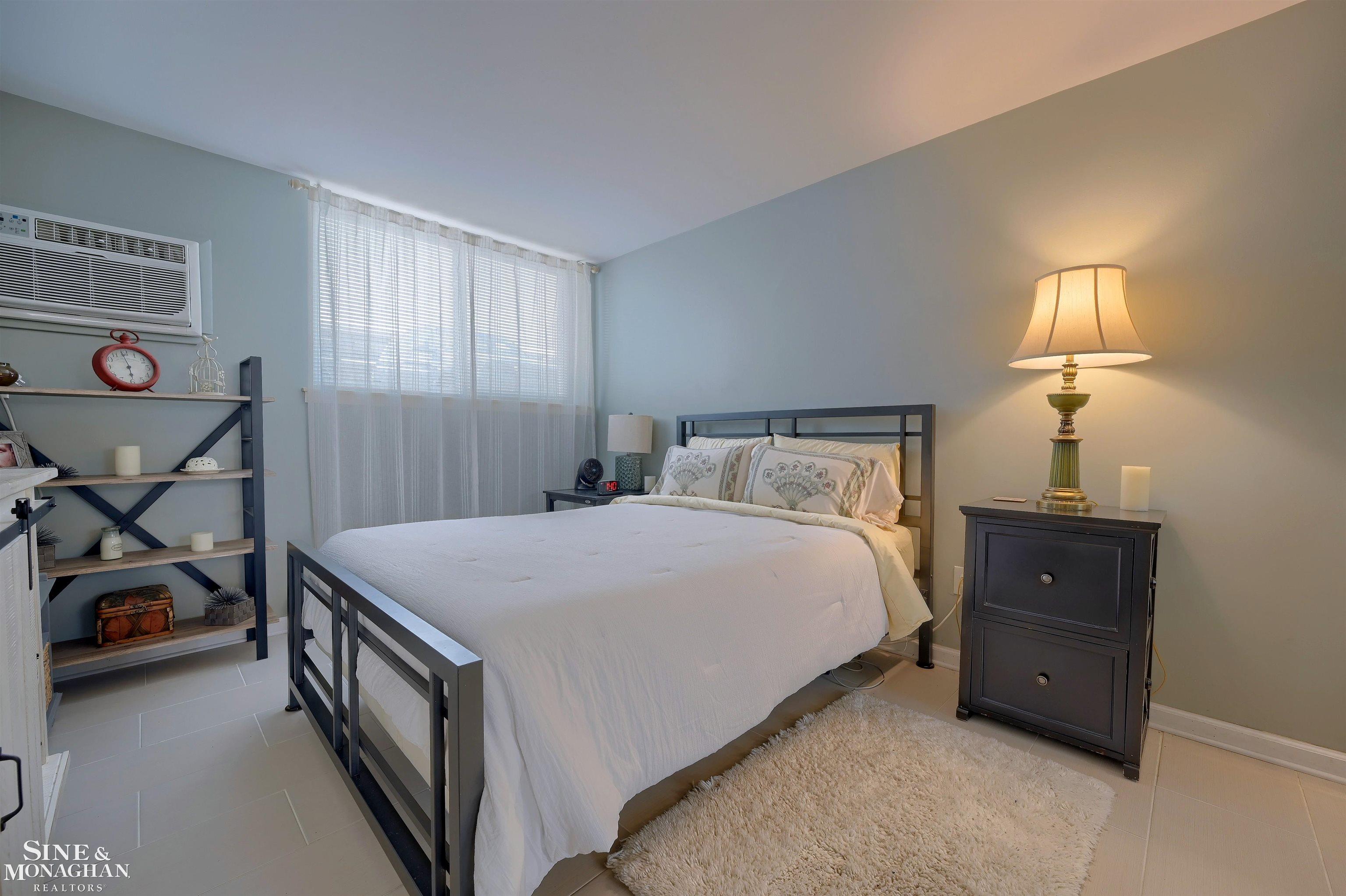 4913 Crooks Road Royal Oak, MI 48073 - Photo 11 of 22