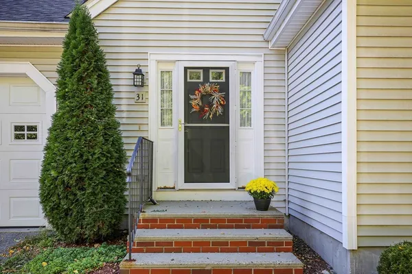 $384,000 | 31 Enaya Circle, Unit 31, Worcester, MA 01606