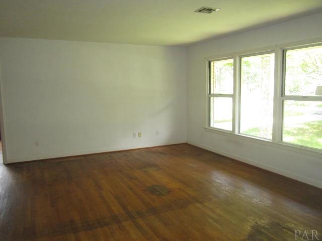 140 Camden Road Pensacola, FL 32534 - Photo 13 of 21 Gallery Image 13
