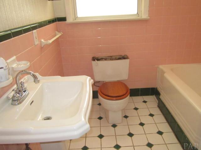 140 Camden Road Pensacola, FL 32534 - Photo 17 of 21 Gallery Image 17