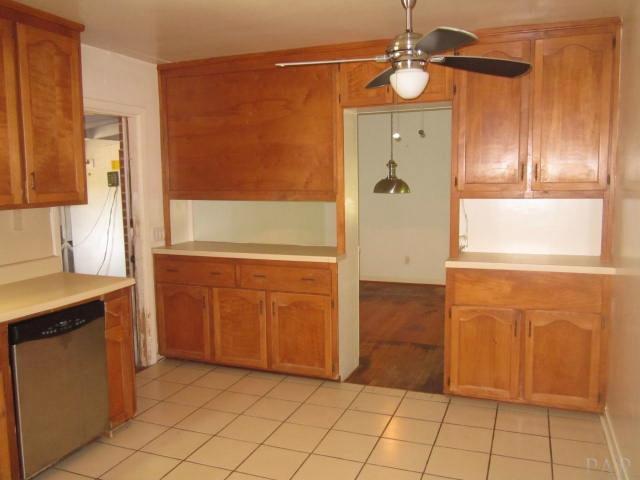 140 Camden Road Pensacola, FL 32534 - Photo 3 of 21 Gallery Image 3