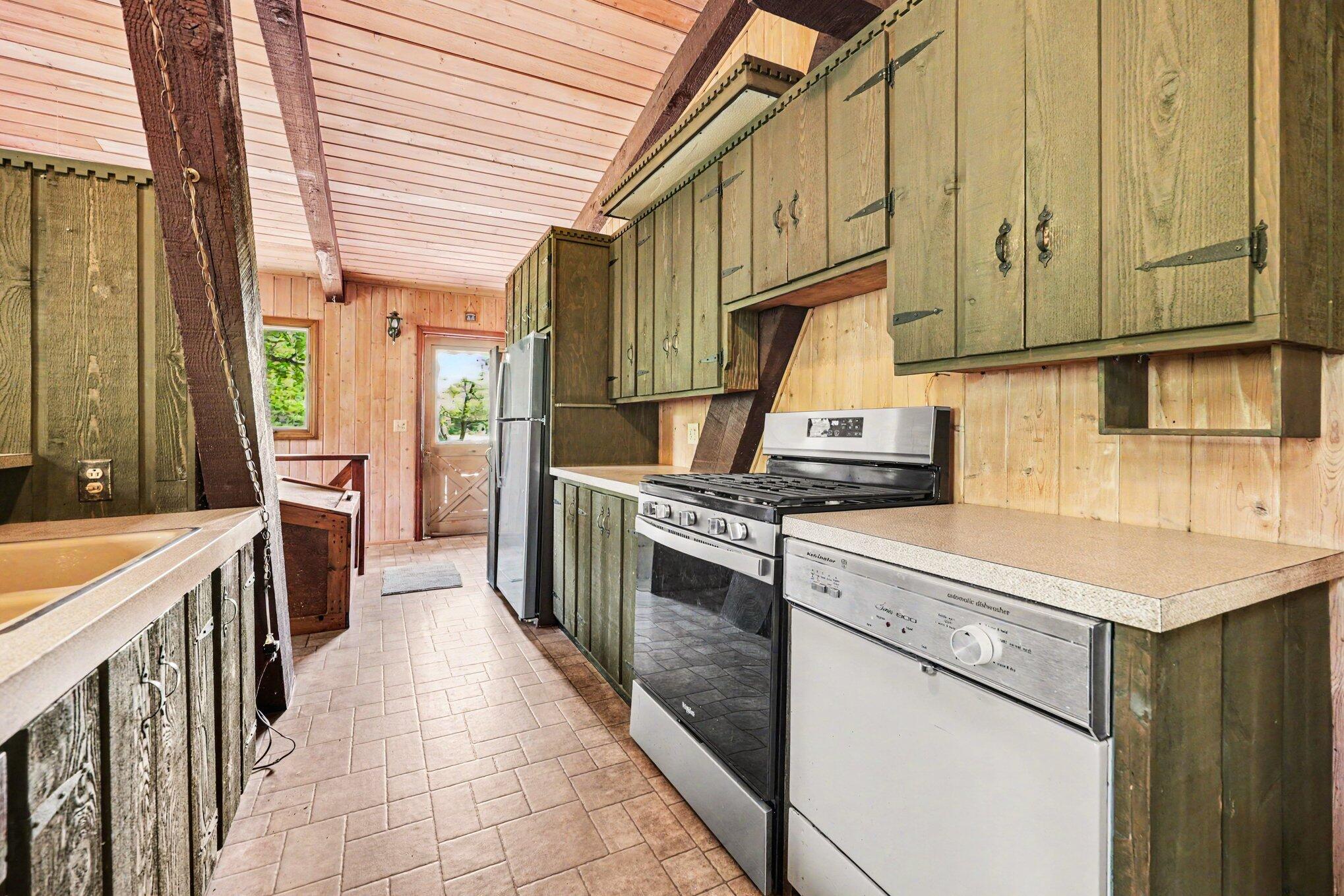 8855 Roosevelt Road Holton, MI 49425 - Photo 25 of 41 025_file_6397