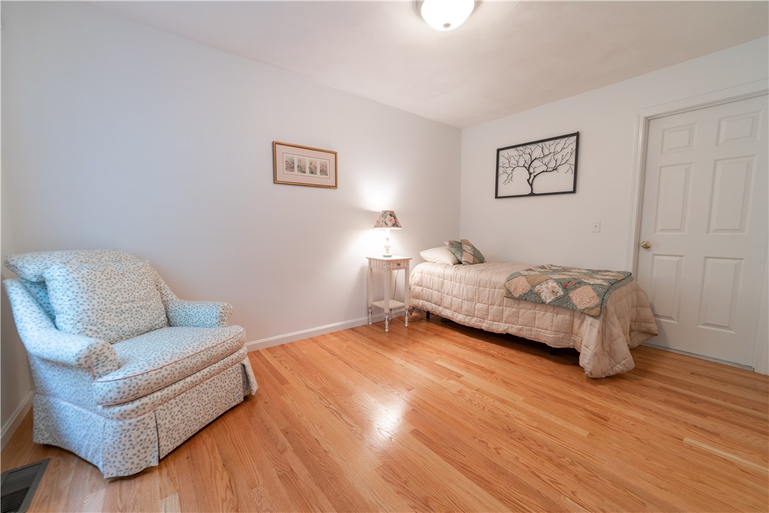 249 Little Pond County Road Cumberland, RI 02864 - Photo 13 of 37