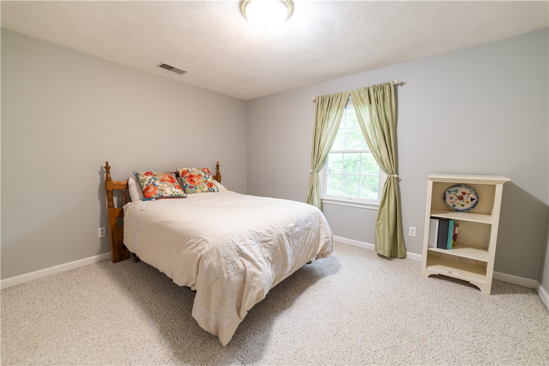 249 Little Pond County Road Cumberland, RI 02864 - Photo 22 of 37