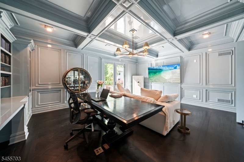 129 Braidburn Road Florham Park, NJ 07932 - Photo 21 of 45 Gallery Image 21