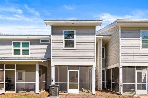 $1,850 | 338 North Sand Palm Road, Freeport, FL 32439