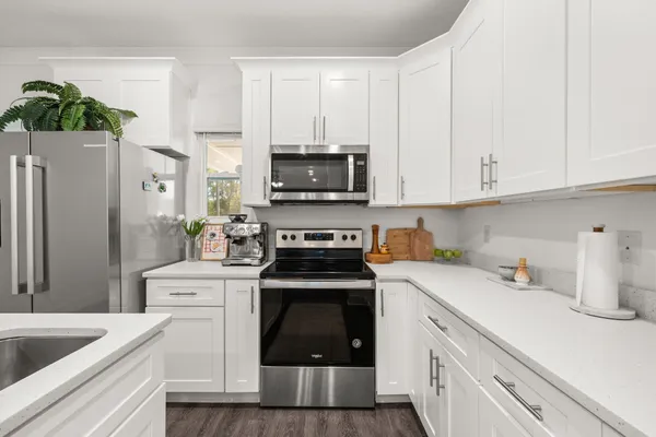 $1,850 | 338 North Sand Palm Road, Freeport, FL 32439