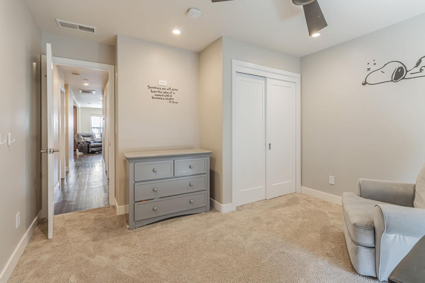 321 Vineyard Drive San Jose, CA 95119 - Photo 18 of 29