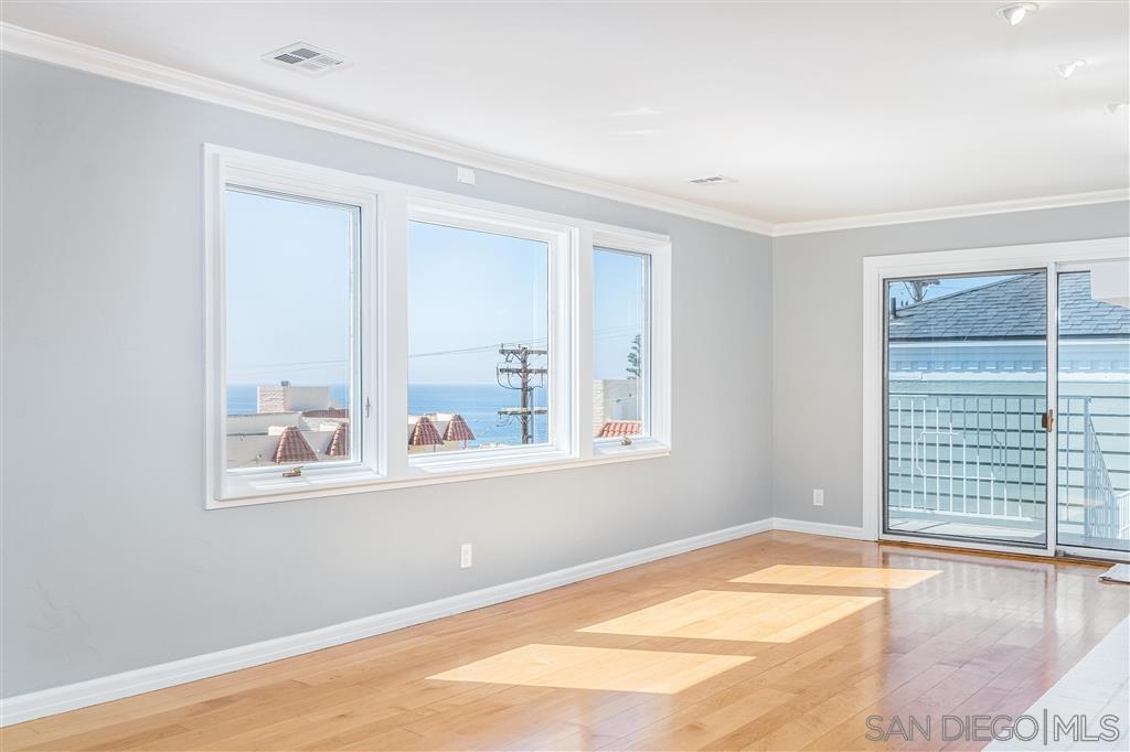 862 Prospect Street, Unit 1 La Jolla, CA 92037 - Photo 6 of 25 an empty room with a window