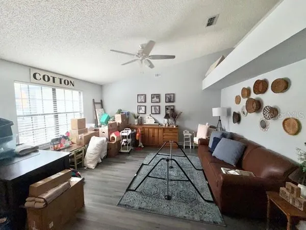 $2,750 | 219 Pebble Court, Deltona, FL 32725