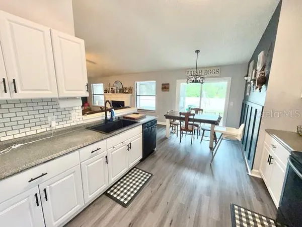 $2,750 | 219 Pebble Court, Deltona, FL 32725